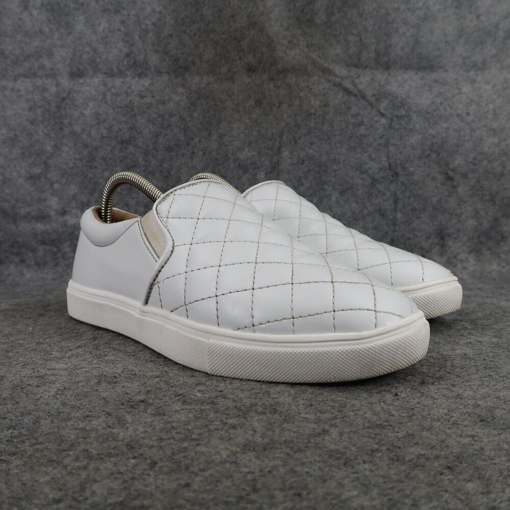 Stq Shoes Womens 7.5 Sneakers Slip On Casual Fashion Quilted Comfort White Flat